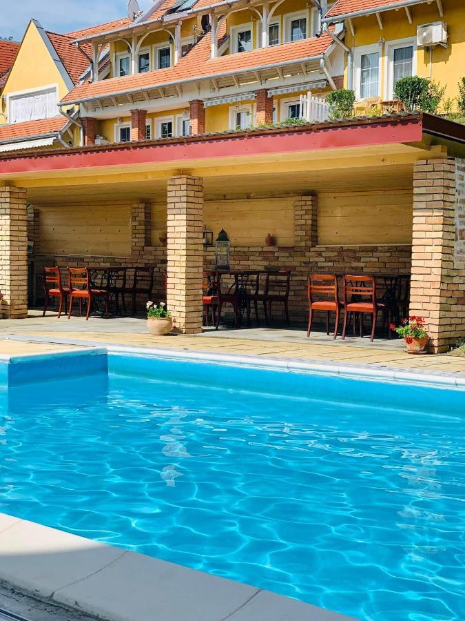 Lilium Villa Hévíz Εξωτερικό φωτογραφία