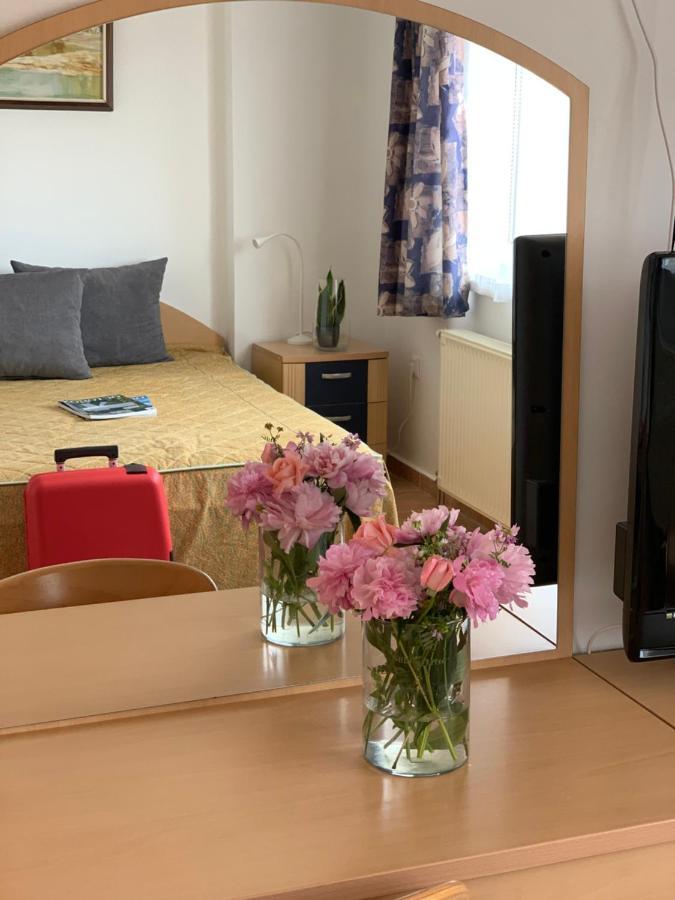 Lilium Villa Hévíz Εξωτερικό φωτογραφία